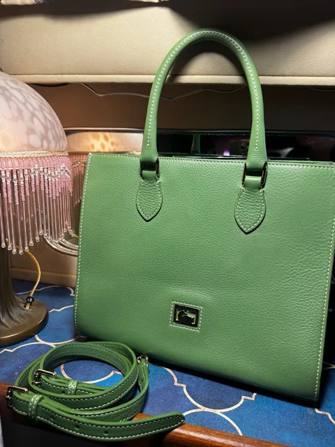 Dooney & Bourke Green Pebbled Leather shoulderTote hand Bag w strap