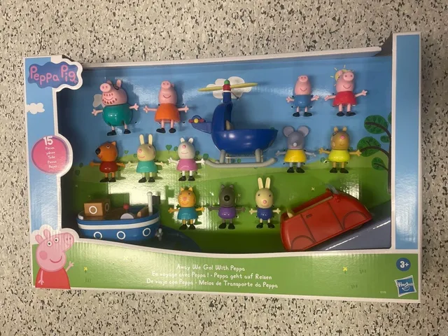 Hasbro Peppa Pig Away We Go With Peppa 15-Piece Figure and Vehicle Set