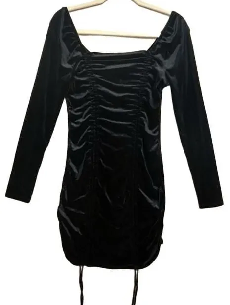 Wild Fable Black Velvet Ruched Long Sleeve Dress Size M