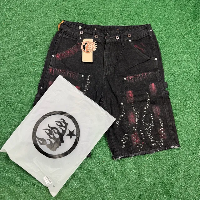 Hellstar Denim Cargo Shorts Size XL Black Rhinestone Distressed