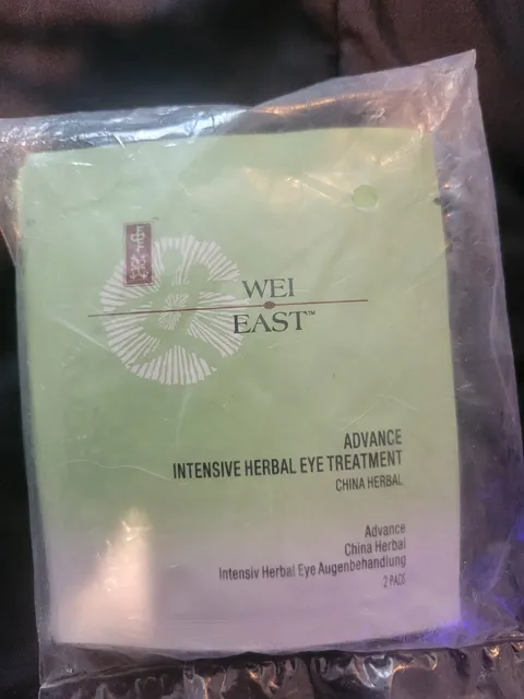 Wei East Advance Intensive Herbal Eye Treatment