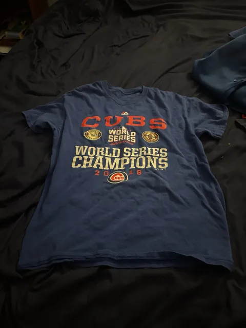 Majestic Chicago Cubs 2016 World Series Champions T-Shirt Size M