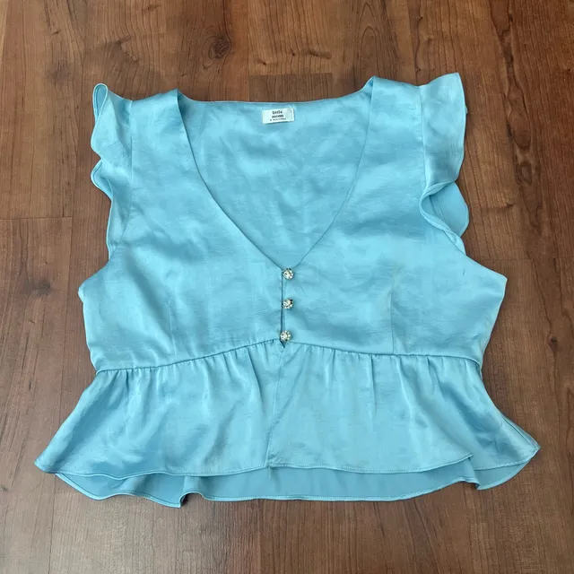 Little Moon Aritzia Blouse Size M Blue Satin Ruffle Crystal Buttons Peplum