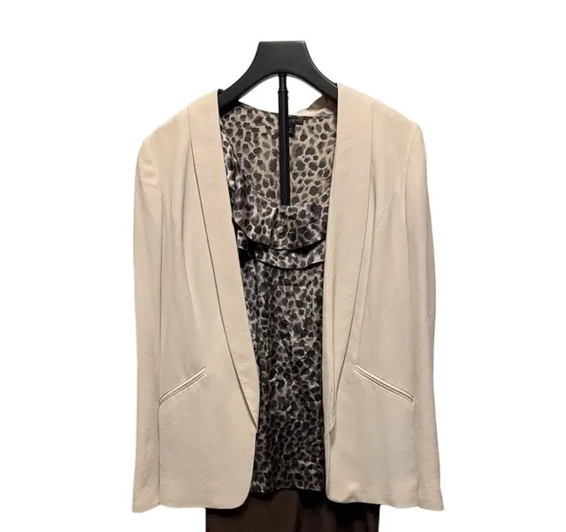 Classiques Entier Open Front Blazer Size M Ivory Triacetate Jacket