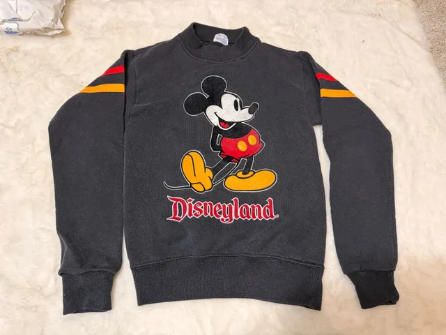 Vintage 80s Walt Disney World Mickey Mouse Felt Print Stripe ...,