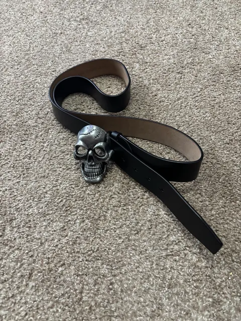 Unbranded Gothic Skull Buckle Black Leather Belt Size 50 / 125