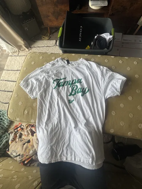 Gildan Tampa Bay USF T-Shirt Size XL White Green Graphic