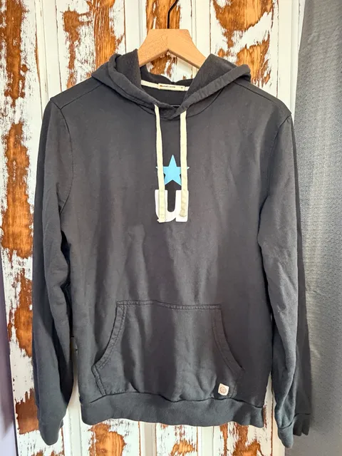 Marine Layer Gray Pullover Hoodie Sweatshirt Size M Ultra Soft Graphic Casual