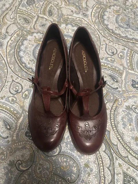 Aerosoles Brown Leather T-Strap Heels