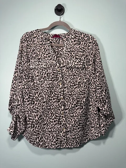 212 Collection Leopard Print Blouse Size M Long Sleeve Button Down