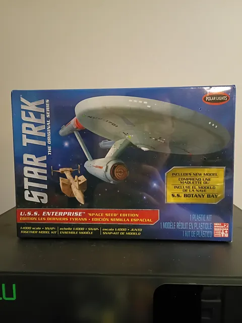 Polar Lights Star Trek U.S.S. Enterprise Space Seed Edition Model Kit