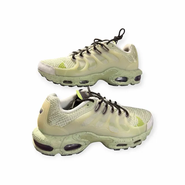 Nike Air Max Terrascape Plus Light Green Sneakers - 8M