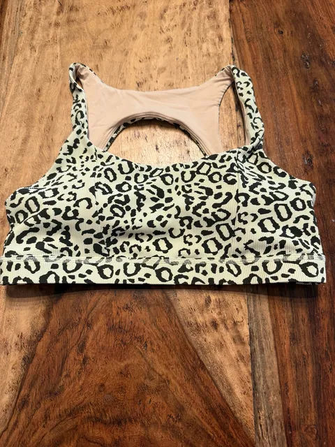 Zyia Active Sports Bra Size XL Leopard Print Ribbed Athletic Crop Top