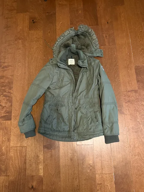 American Eagle Outfitters Utility Jacket Size M Olive Green Sherpa Lined