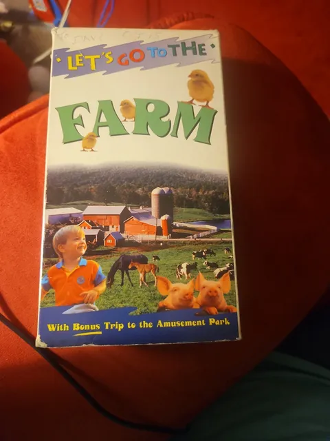 Let's Go to the Farm (VHS)