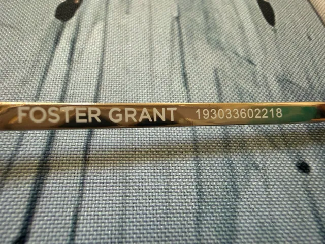 Foster Grant aviator Sunglasses