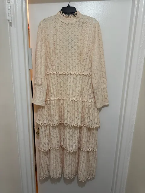 Vintage Lace Tiered Maxi Dress Cream
