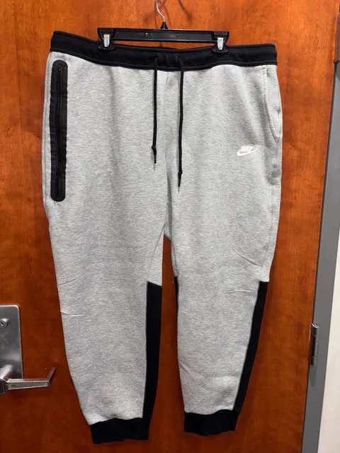 Nike Tech Fleece Joggers Size 3XL Gray Black