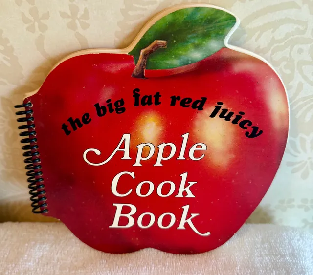 Vintage 1989 Big Fat Red Juicy Apple Cookbook – Apple Shaped Spiral - 1st