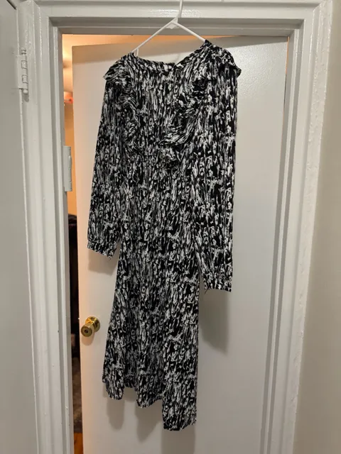 Black White Abstract Print Ruffle Dress
