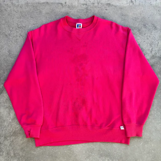 1990’s Vintage Russell Athletic Blank Crewneck Sweatshirt Pink Size L