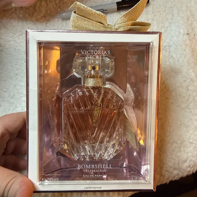 Limited Ed Victoria's Secret Bombshell Celebration Eau de Parfum 1.7 oz