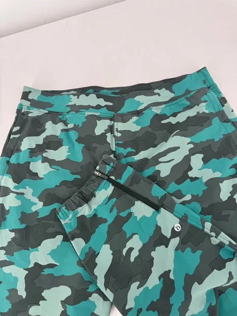 Lululemon Jogger Pants Size 14 Teal Camo