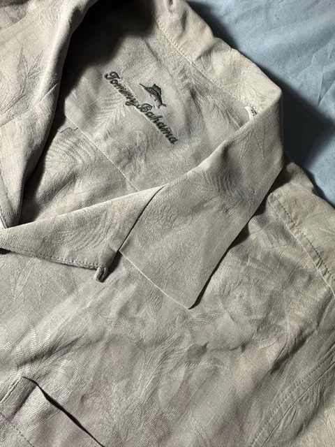 Tommy Bahama Silk Camp Shirt Size XL Gray