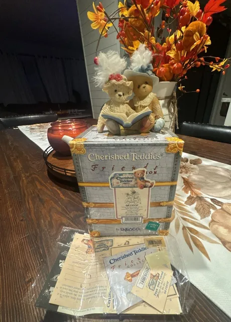 Cherished Teddies Tess And Friend Figurine With Box 1999 661953F