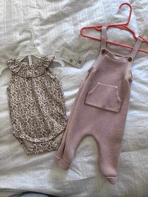 Little Planet Sweater Overalls Size 6m Pink Knit Pocket Romper and bodysuit