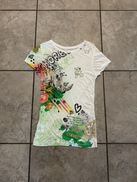 Ecko Red T-Shirt Size S White Graphic Rhino Y2K