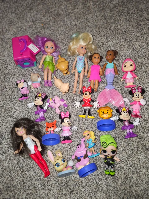 Disney Minnie Mouse And Mixed Doll Lot Assorted Figures
