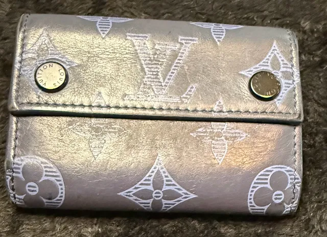 Louis Vuitton Monogram Rayures Key Holder Wallet Silver