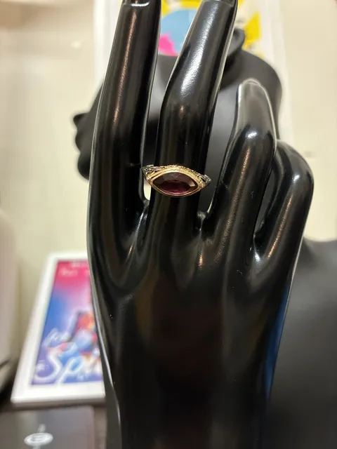 Vintage 1970s Esposito 14K GE Marquise Red Crystal Ring