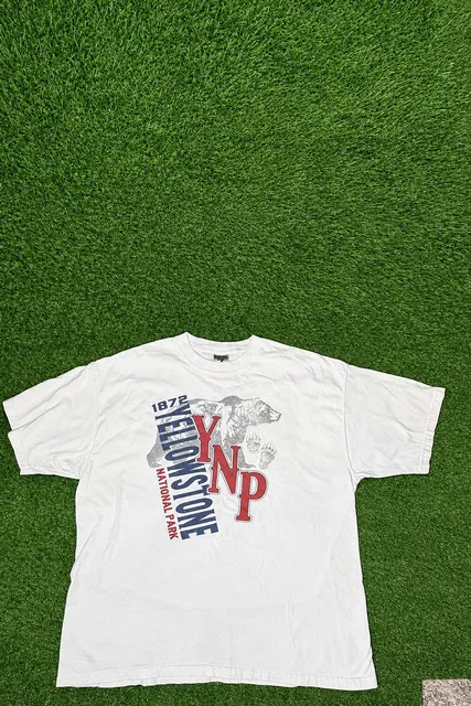 Jerzees Yellowstone National Park T-Shirt XL White Graphic Tee