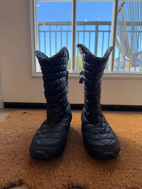 The North Face Nuptse Puffer Boots Black