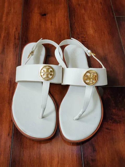 Tory Burch Benton 2 Flat Thong Sandals White Leather Gold Logo Size 9.5