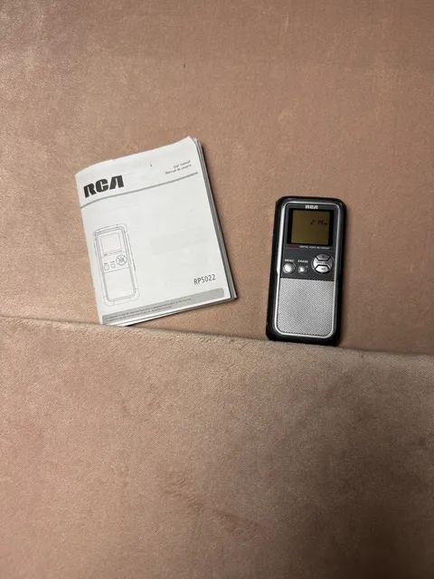 RCA Digital Voice Recorder Rp5022b 64mb With Manual