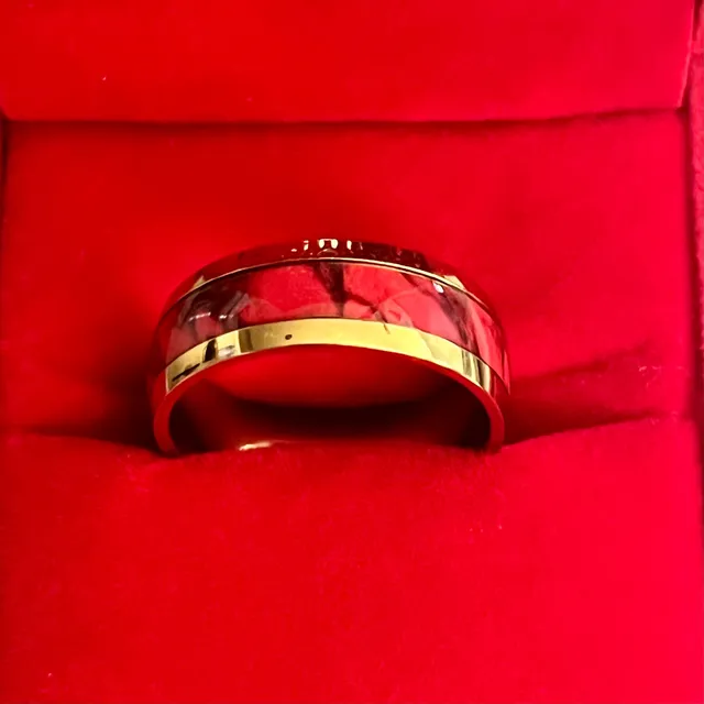Tungsten Gold and Red Camo Inlay 6mm Polished Finish Band Size 11