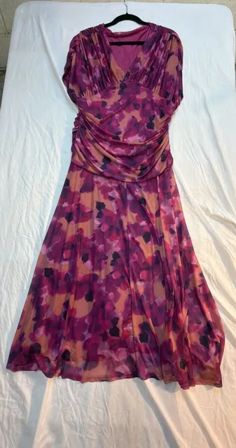 Plus Size V-Neck Batwing Sleeve Ruched Waist Floral Print Maxi Dress