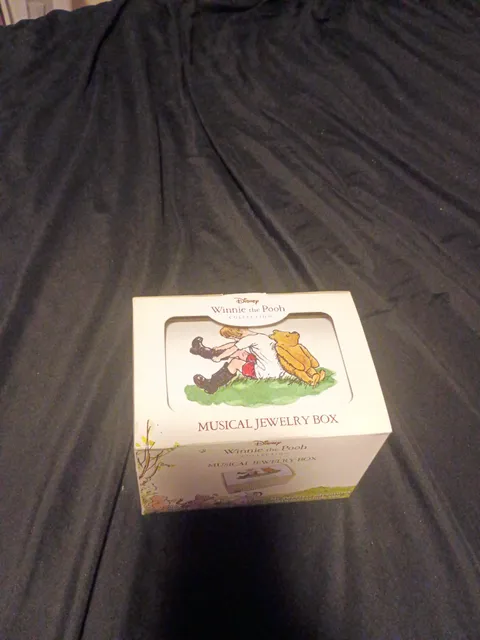Disney Winnie the Pooh Musical Jewelry Box