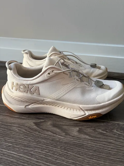 Hoka Transport Size 7.5 Eggnog Cream Sneakers