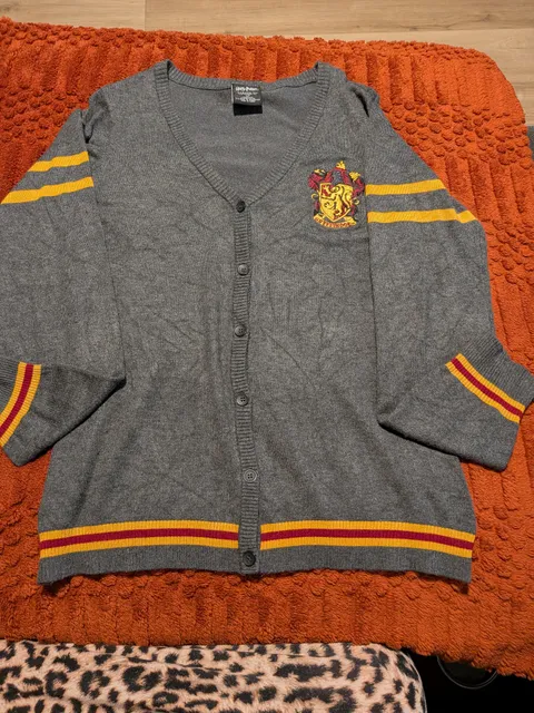 Harry Potter Gryffindor Cardigan Size L Gray Sweater