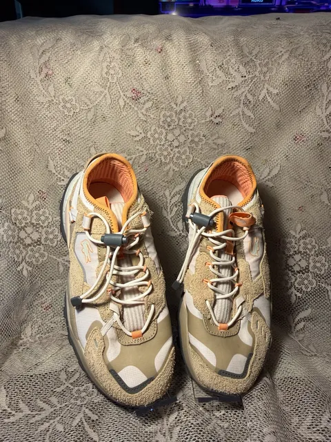 LUS 4 Lacoste L-Guard Breaker Sneakers Size 9 Beige Orange