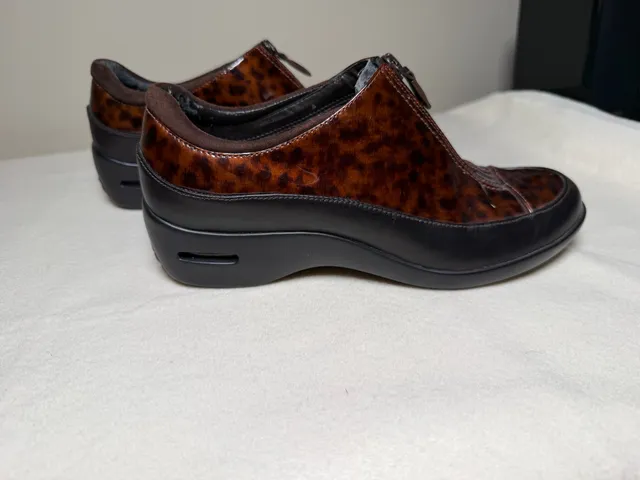 Cole Haan Nike Air Luna Brown Patent Leather Zip Waterproof Shoes