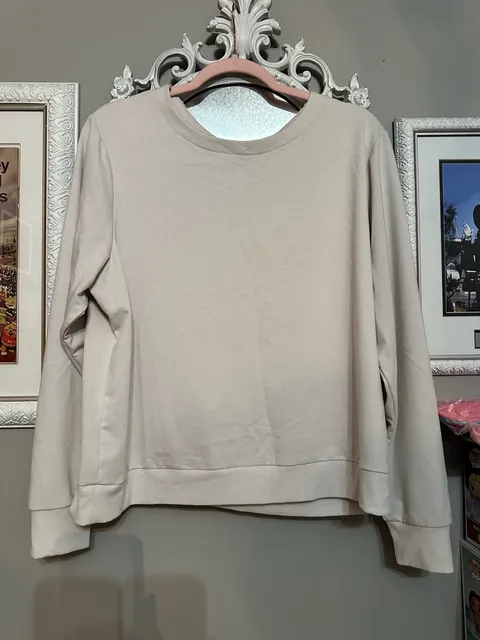 Avia Sweatshirt Size XL (16-18) Khaki Safari Twist Back Pullover