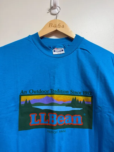 90’s L.L. Bean T-Shirt Size L Blue Outdoor Tradition Logo Vintage
