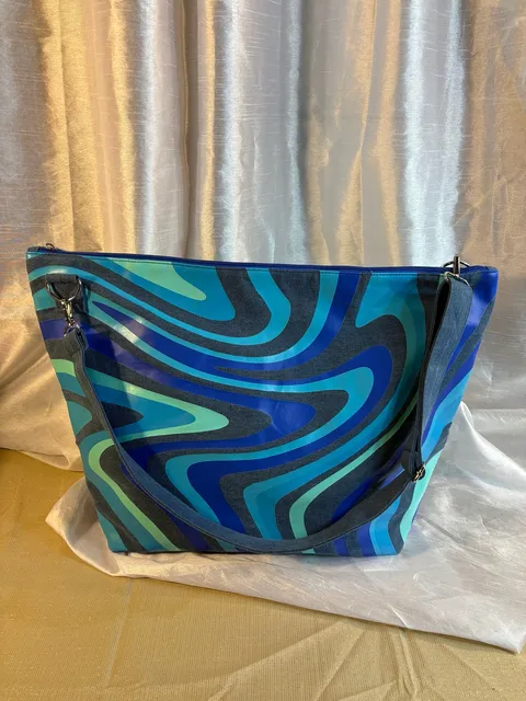 iscream Blue Swirl Vinyl Denim Crossbody Shoulder Bag