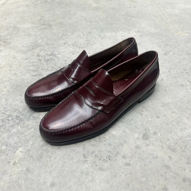 G.H. Bass & Co. Weejuns Burgundy Leather Penny Loafers - 13D