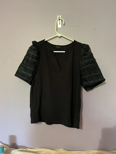 Current Air Blouse Size M Black V-Neck Ruffle Puff Sleeve Top